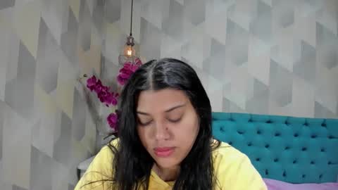    online show from 13, 10, 2025