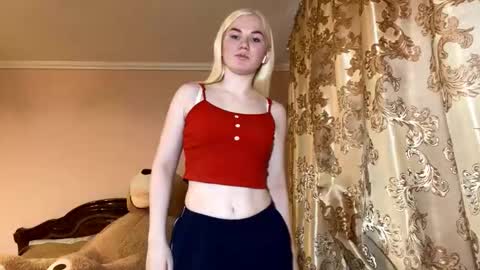 Luna online show from 22, 11, 2025