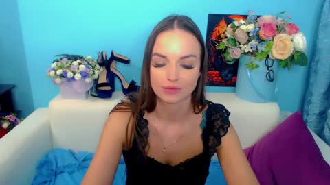 Snapshot of lindaliiii chatting on 12, 12, 2024 Linda online show from 12, 12, 2024