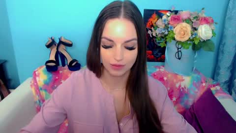 Snapshot of lindaliiii chatting on 28, 2, 2025 Linda online show from 28, 2, 2025