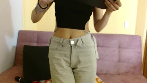 ling ling24 online show from 8, 3, 2025