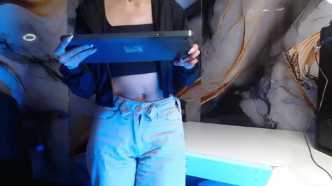 ling ling24 online show from 4, 10, 2025