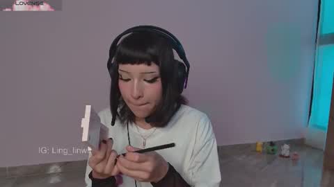 Snapshot of ling_meow chatting on 16, 7, 2026 Ling online show from 16, 7, 2026