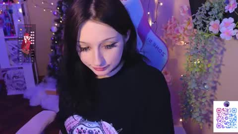 Snapshot of liniq chatting on 2, 3, 2025 Lina online show from 2, 3, 2025