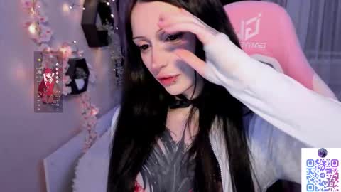 Snapshot of liniq chatting on 10, 9, 2025 Lina online show from 10, 9, 2025