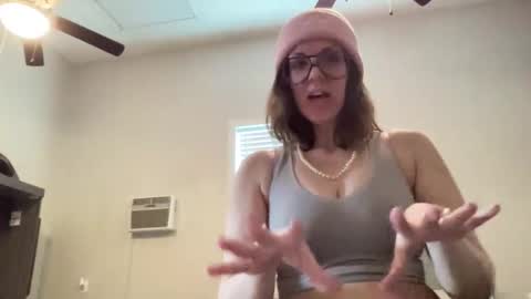 linusloves online show from 16, 2, 2026