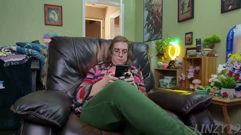 Linzy19 online show from 23, 1, 2025