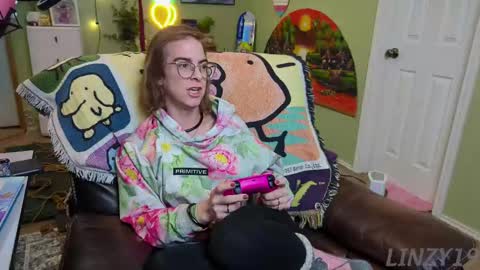 Linzy19 online show from 19, 2, 2025