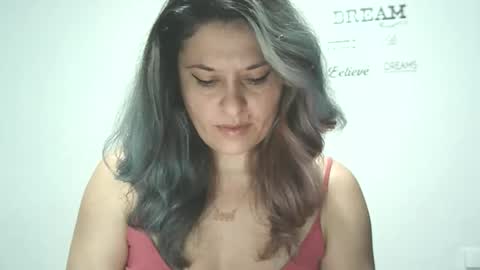 lionessmom online show from 4, 11, 2025