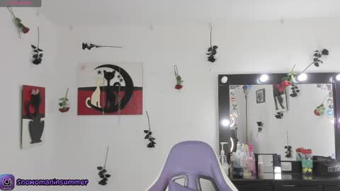 Snapshot of lips_sarasofia chatting on 24, 5, 2026 lips_sarasofia online show from 24, 5, 2026