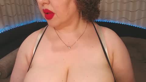 Snapshot of lipsaddiction chatting on 20, 12, 2024 LIpsAddiction online show from 20, 12, 2024