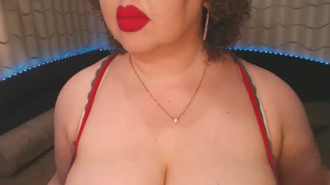 Snapshot of lipsaddiction chatting on 10, 1, 2025 LIpsAddiction online show from 10, 1, 2025