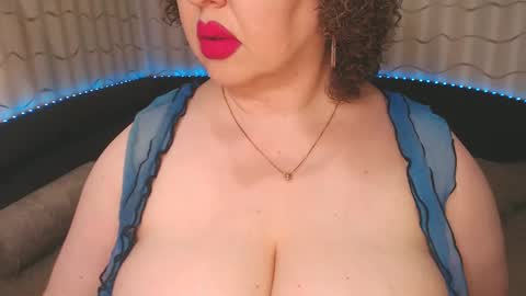 Snapshot of lipsaddiction chatting on 11, 1, 2025 LIpsAddiction online show from 11, 1, 2025