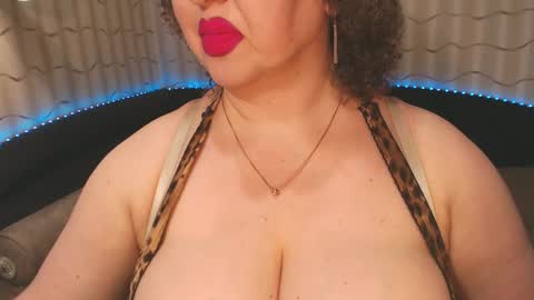 Snapshot of lipsaddiction chatting on 20, 2, 2025 LIpsAddiction online show from 20, 2, 2025