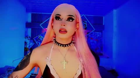 lisa_sparkleee online show from 22, 5, 2026