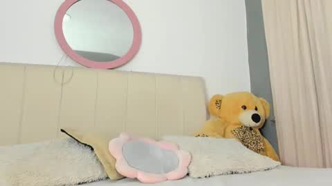 Lisa online show from 1, 3, 2025