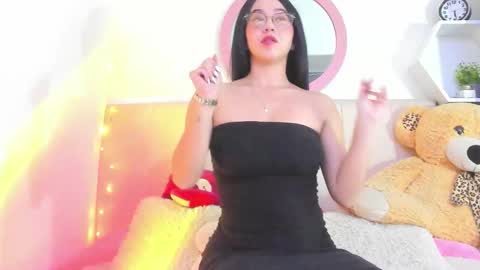 Lisa online show from 22, 11, 2025