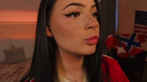 Snapshot of lisaaaliss chatting on 12, 7, 2026 lisaaaliss online show from 12, 7, 2026