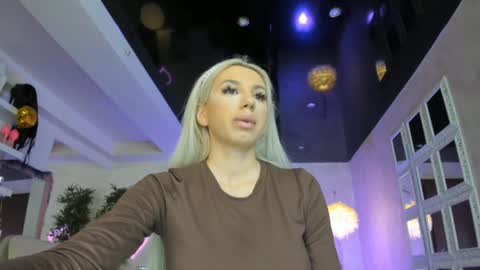 onlyfans-lisaakira instagram-lisaakira9  twitter-lisaakira4 online show from 23, 11, 2025