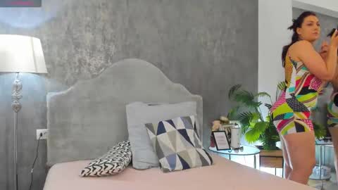 lisacroft online show from 4, 3, 2026