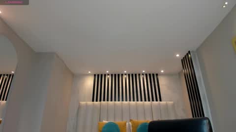 Lisa  Flowers online show from 17, 2, 2026