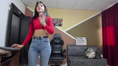 Snapshot of lisagray_1 chatting on 27, 2, 2026 Lisa Gray Independent Model online show from 27, 2, 2026
