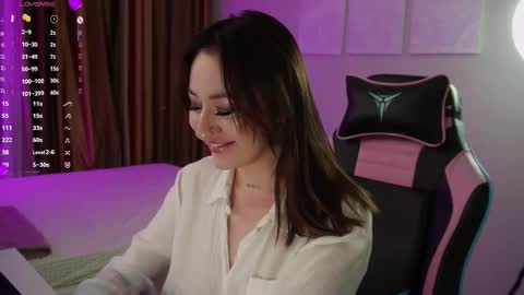   LISA   online show from 13, 3, 2026