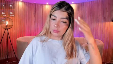 LISA MONROE online show from 3, 2, 2025