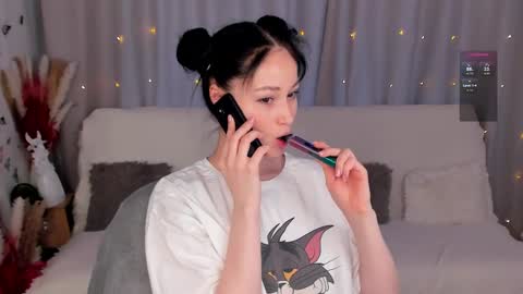 Snapshot of lisamooore chatting on 15, 2, 2025 Lisa Moore online show from 15, 2, 2025