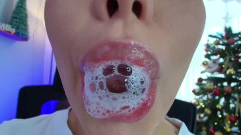 Lisbet online show from 4, 12, 2024