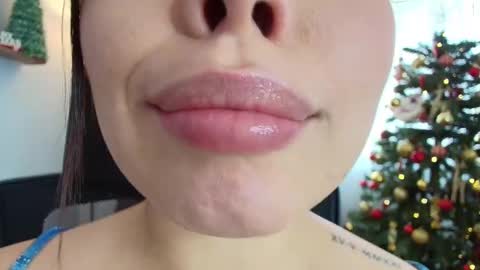 Lisbet online show from 9, 12, 2024