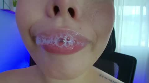 Lisbet online show from 13, 2, 2025