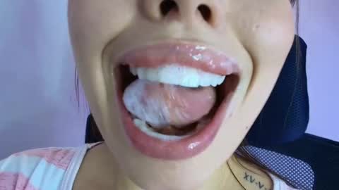 Lisbet online show from 19, 12, 2025