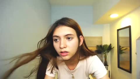 Liseth Fox online show from 7, 12, 2024