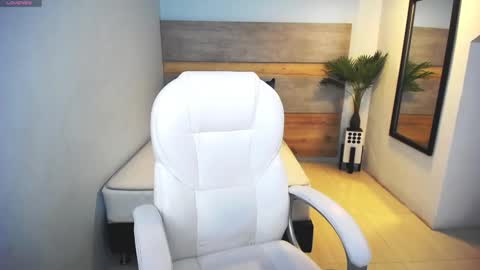 Liseth Fox online show from 11, 3, 2025