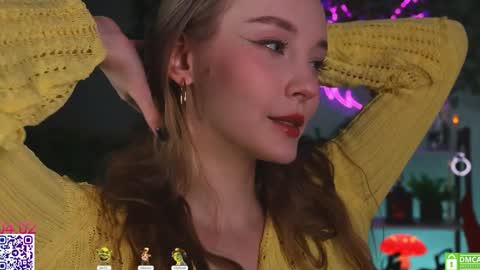 Snapshot of lissa_meooow chatting on 4, 2, 2026 your Liza again. Next stream Dec. 1 at 2 or 3 GMT online show from 4, 2, 2026