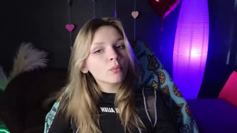 Lena online show from 19, 2, 2025