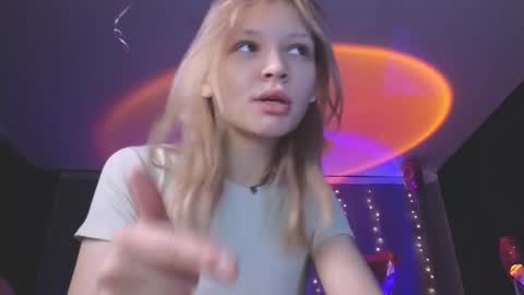 Lena online show from 22, 2, 2026