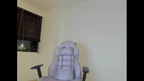 Danni online show from 23, 2, 2025