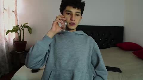 Alejandro  online show from 22, 10, 2025