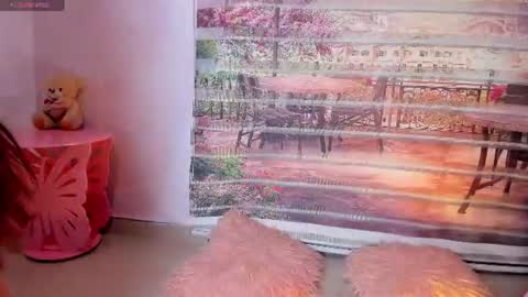 little__doll18 online show from 14, 7, 2026