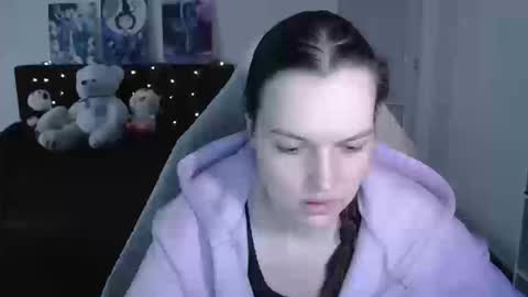 little__flowers online show from 14, 3, 2026