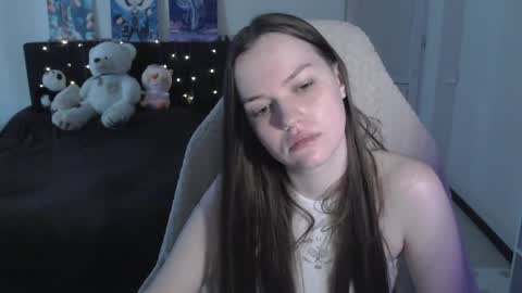 little__flowers online show from 8, 5, 2026
