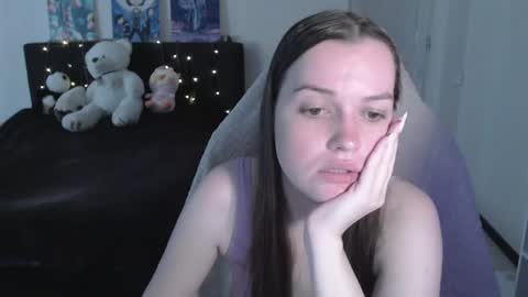 little__flowers online show from 11, 5, 2026