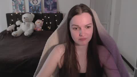 little__flowers online show from 21, 5, 2026