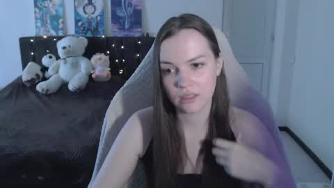 little__flowers online show from 25, 5, 2026