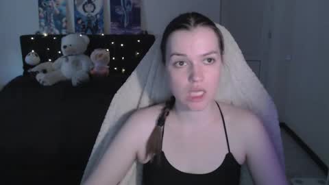 little__flowers online show from 2, 6, 2026