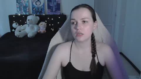 little__flowers online show from 6, 6, 2026