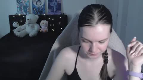 little__flowers online show from 12, 6, 2026