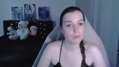 little__flowers online show from 20, 6, 2026